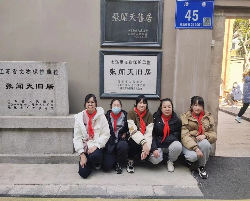 https://lzsyxx.wxlxjy.com/contents/sitefiles2060/10300632/images/40775148.jpg